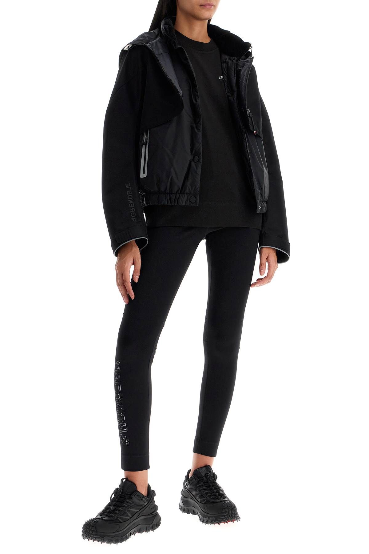 Padded vest with detachable layer