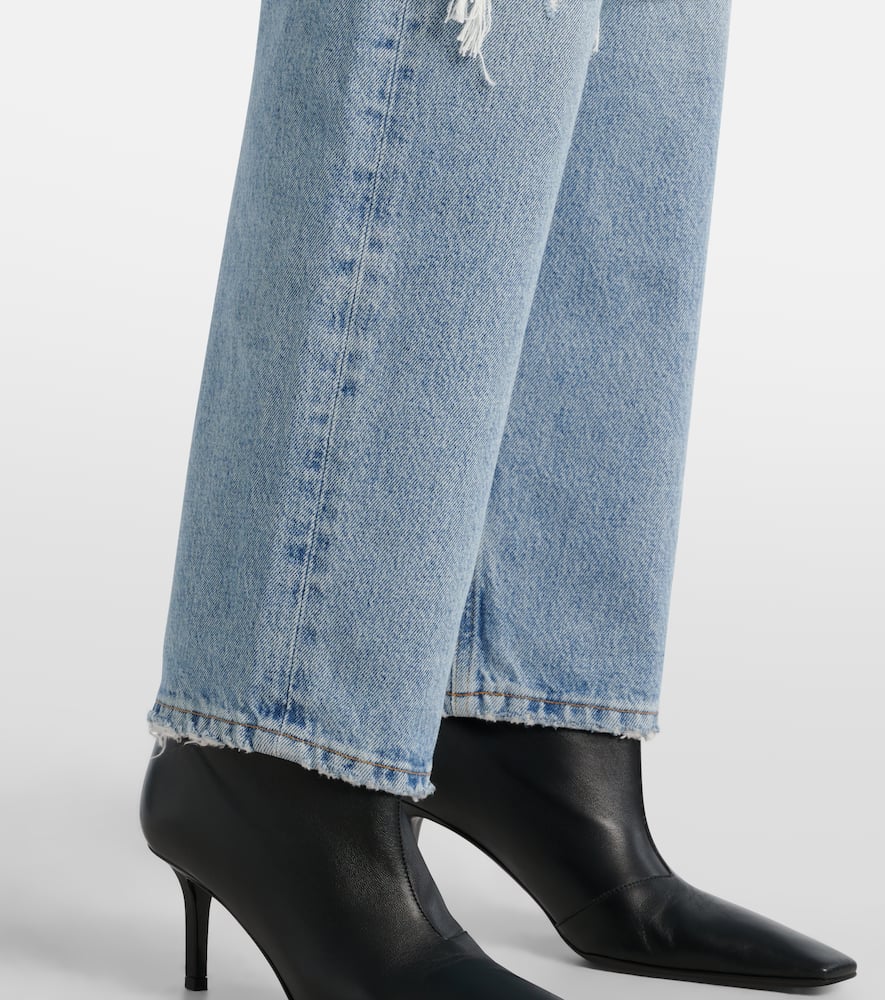 ‘90s mid-rise straight jeans