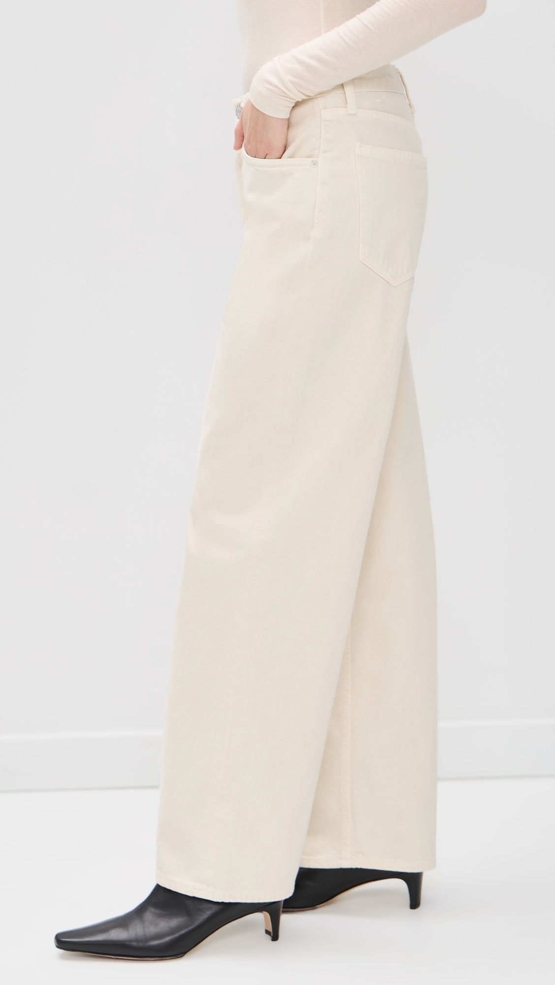 Low Slung Baggy Jeans Brown Rice