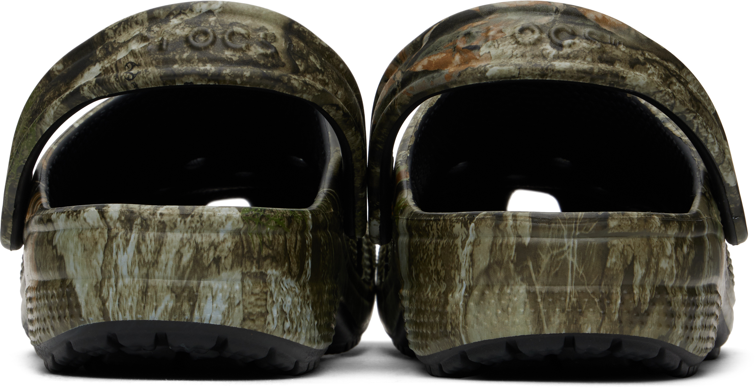 Crocs Khaki Realtree APX Classic Clogs