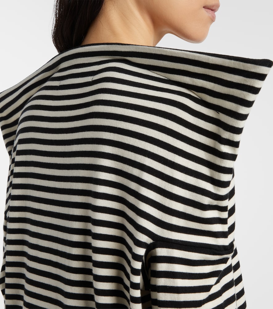 Cotton and wool top