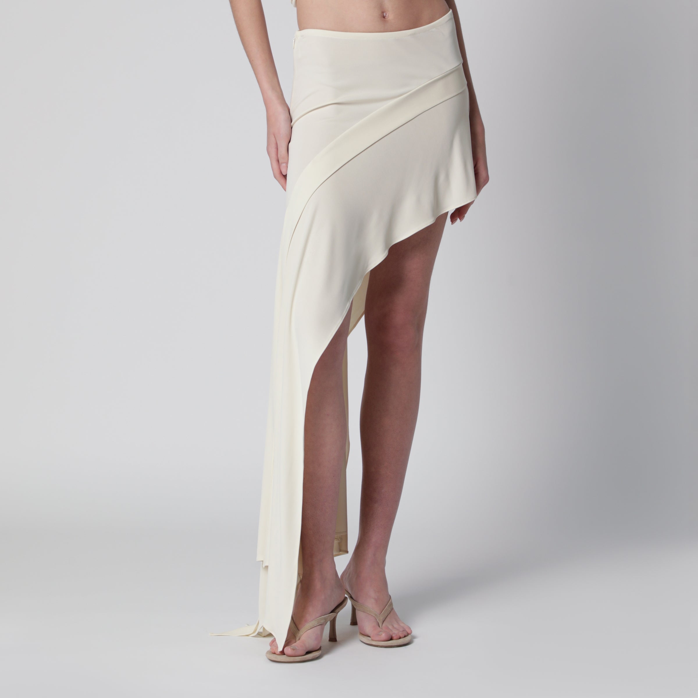 White mini skirt with side train