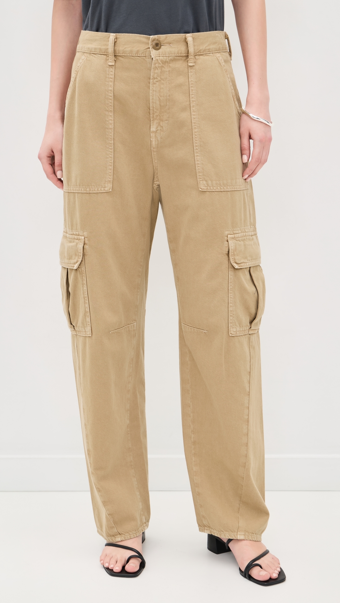 Corlears Barrel Cargo Pants Beige