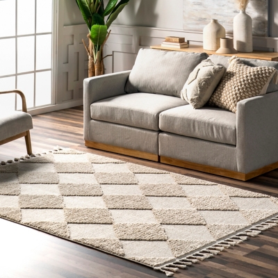 NuLOOM Marissa High/Low Diamond Tassel Area Rug, Ivory