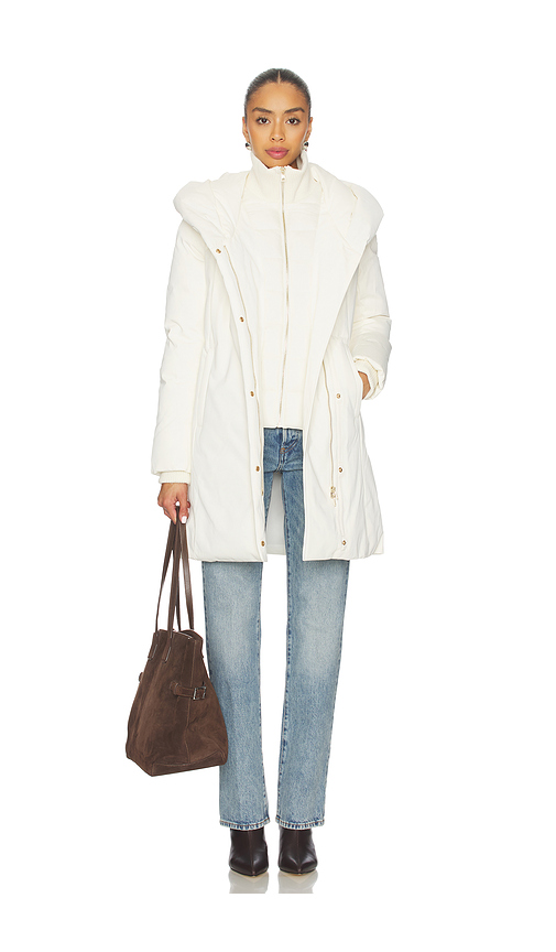 Soia & Kyo Camelia Jacket in White. XXS. Also in L, M