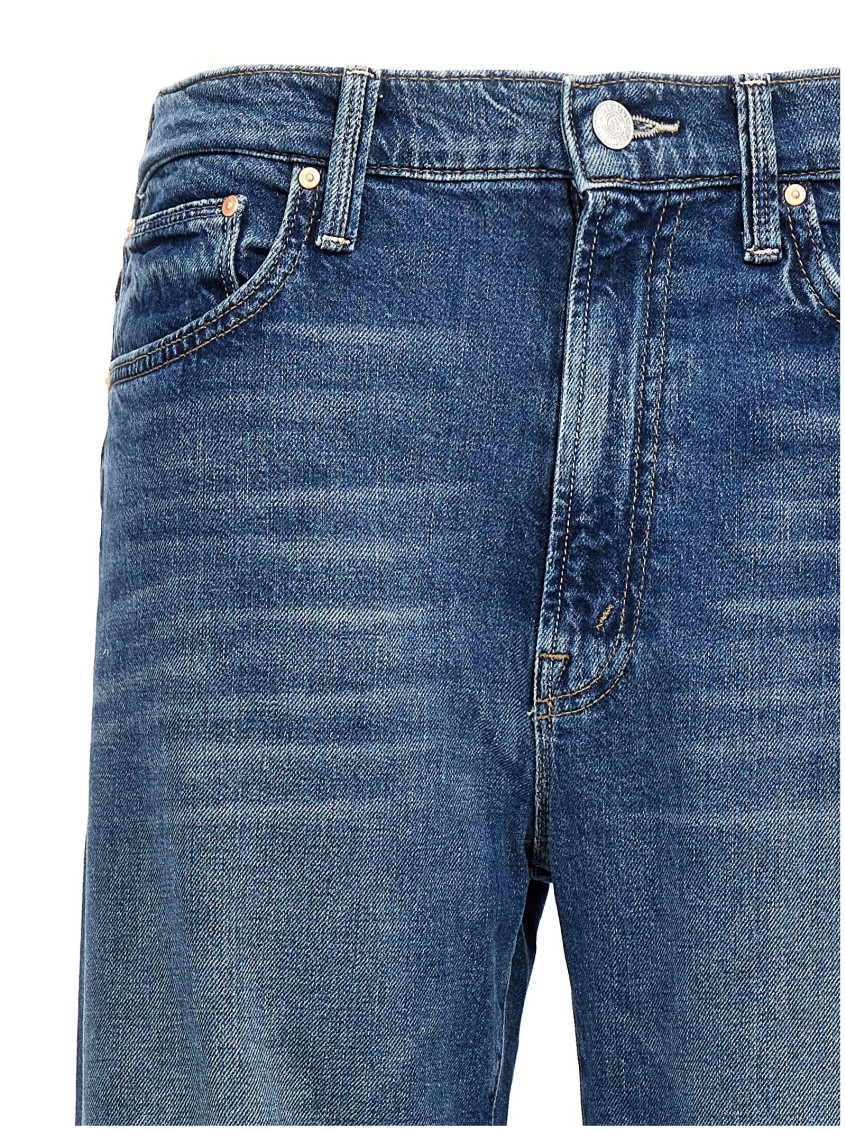 Blue straight-leg jeans