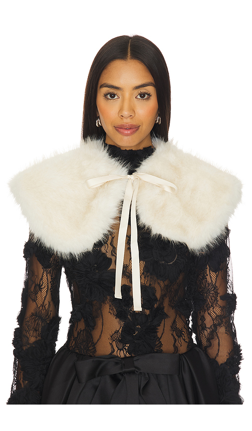 AKNVAS COL COLLAR en White