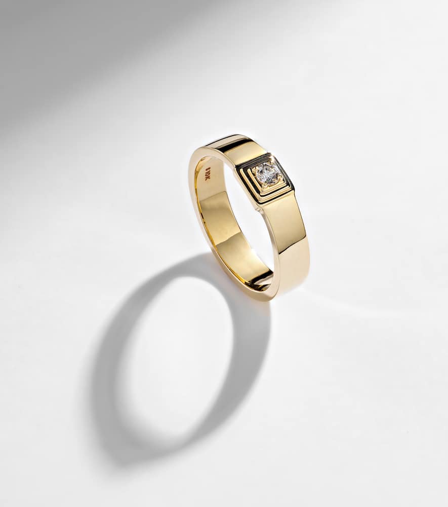 10kt gold ring with diamonds