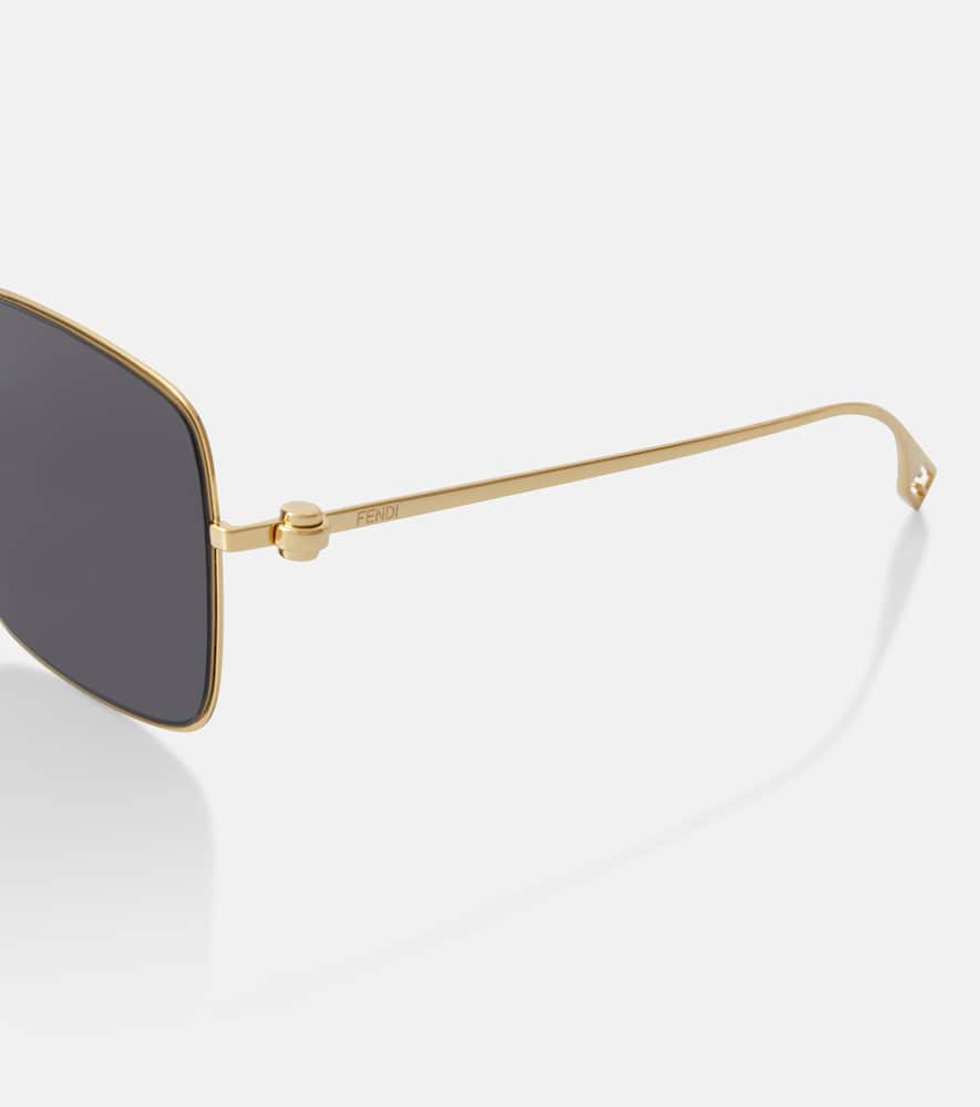 Oversized square sunglasses