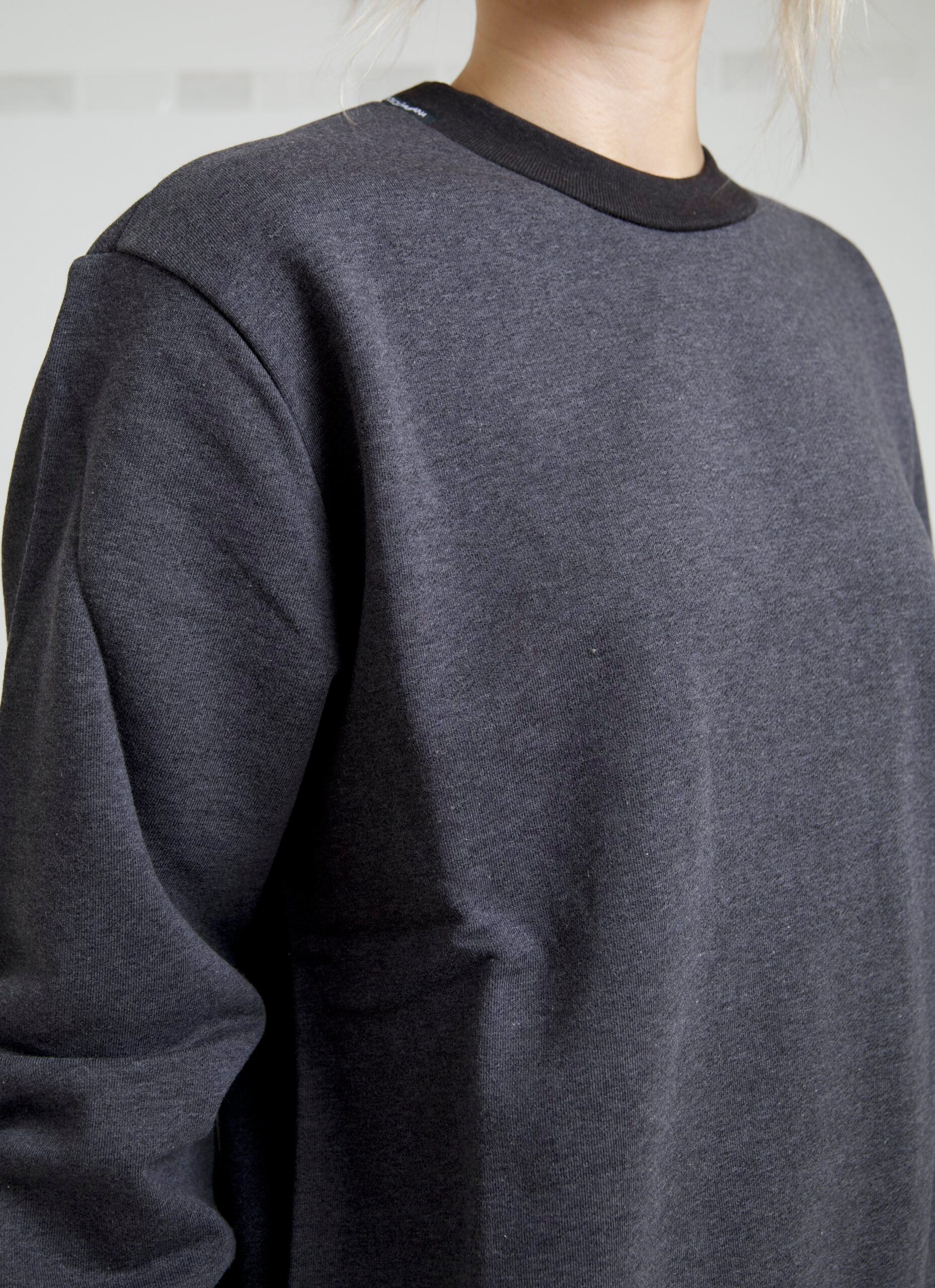 Crew Neck Pullover Sweater — Gray
