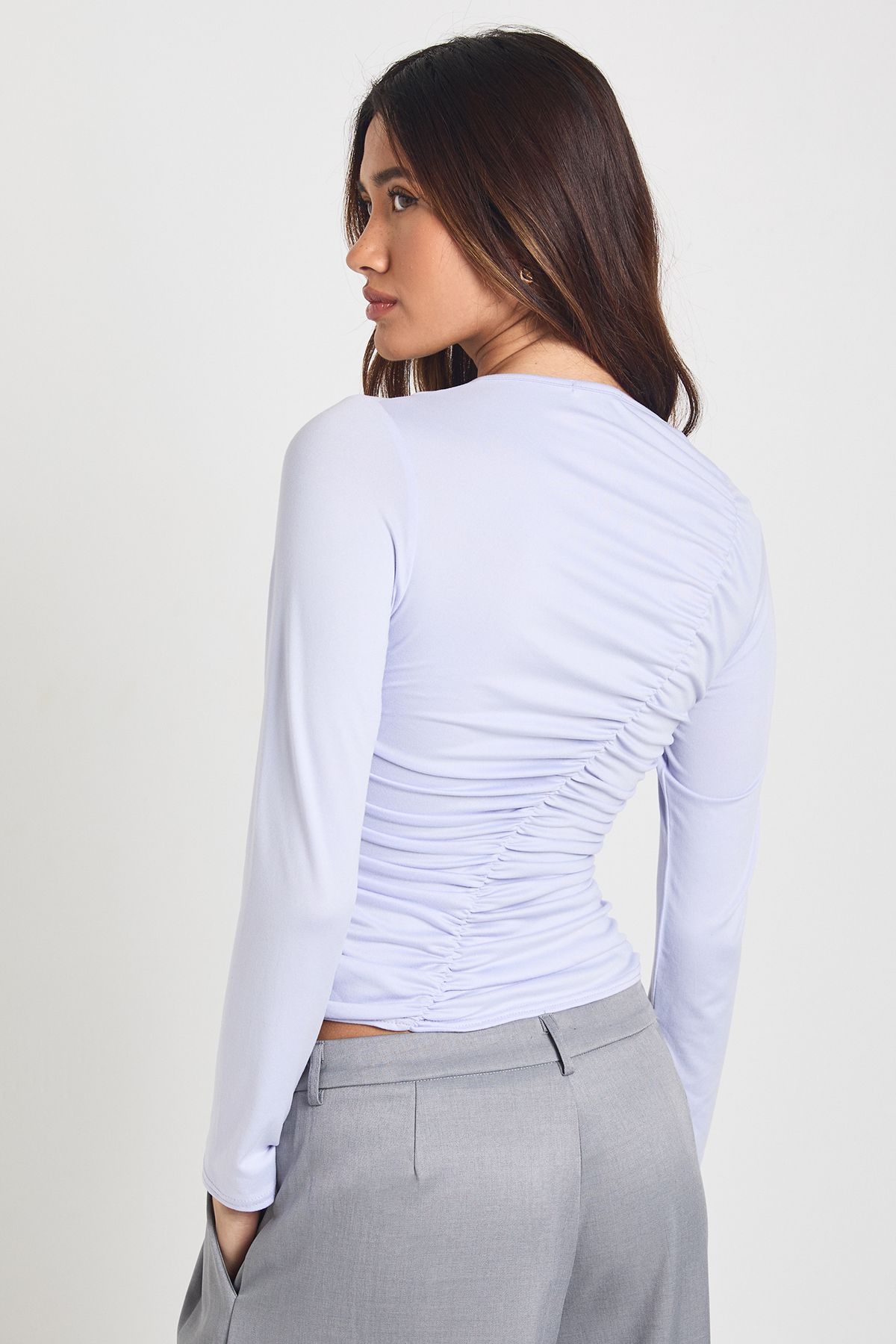 Boohoo Womens Asymmetric Ruched Detail Long Sleeve Top - Pale Blue