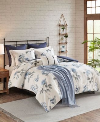 Zennia Seersucker 7 Pc. Comforter Sets
