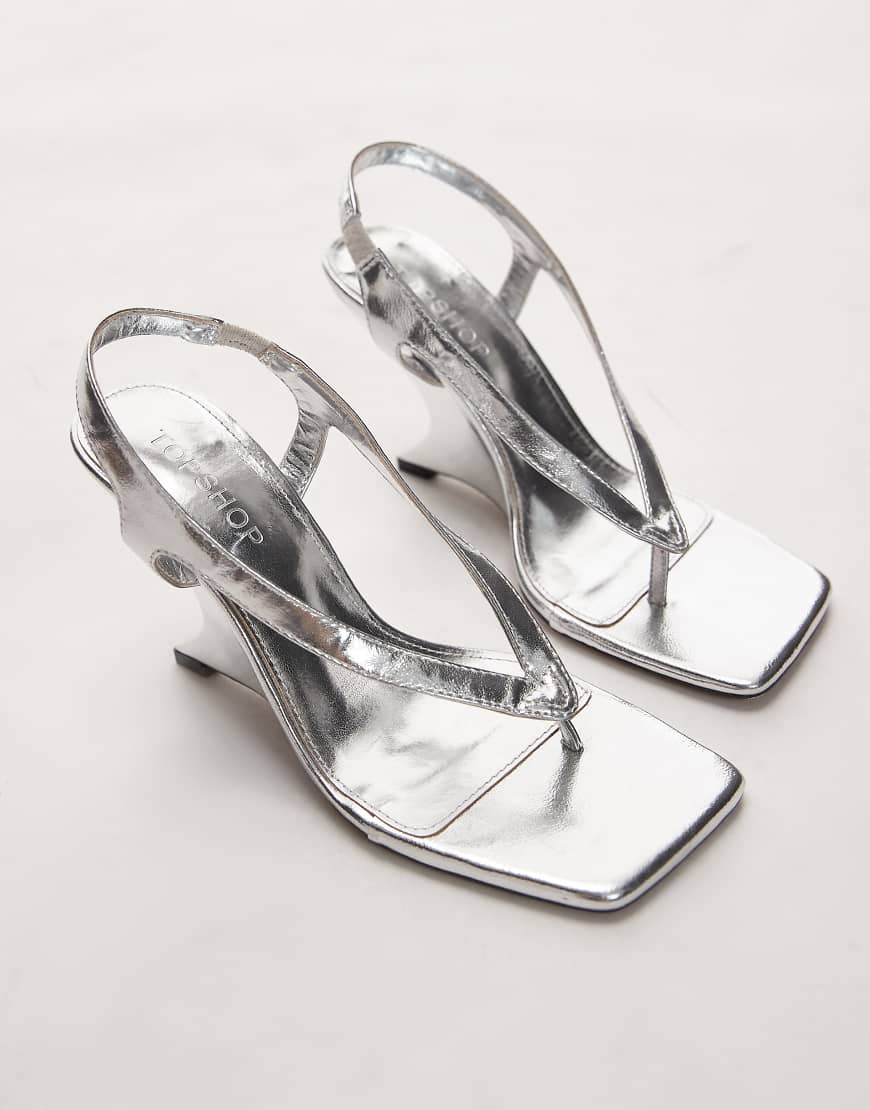 Indie wedge sandals in silver