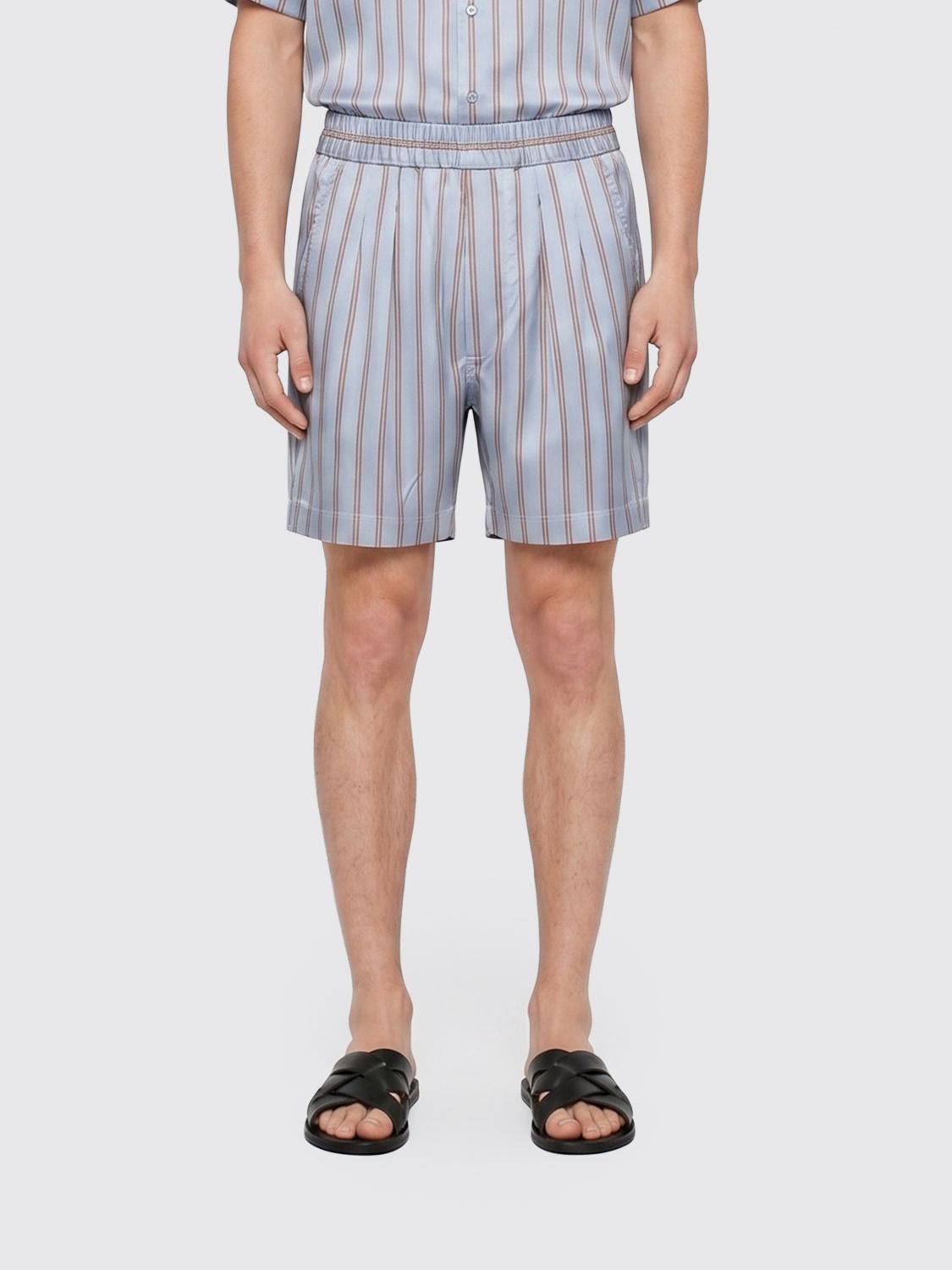 Shorts Men color Red