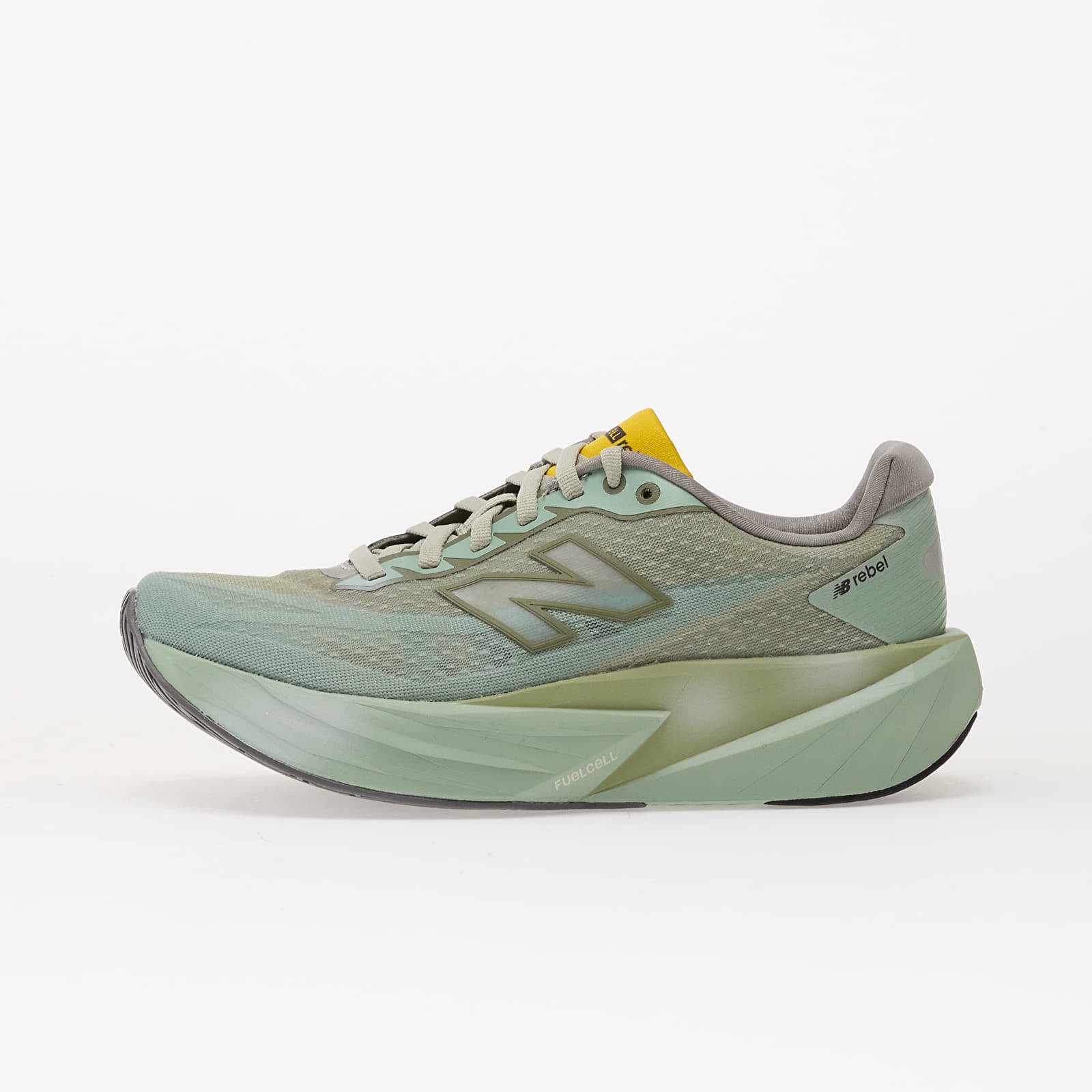 Sneakers New Balance Fuelcell Rebel v5 Garter Snake/ Mosaic Green/ Ginger Lemon
