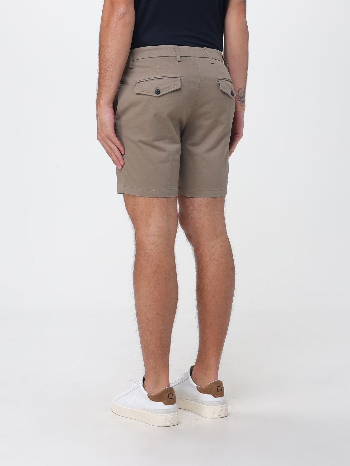 Shorts Men color Green