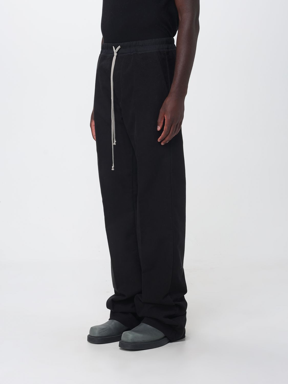 Pants Men color Black