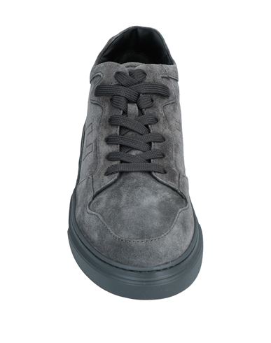 Man Sneakers Lead