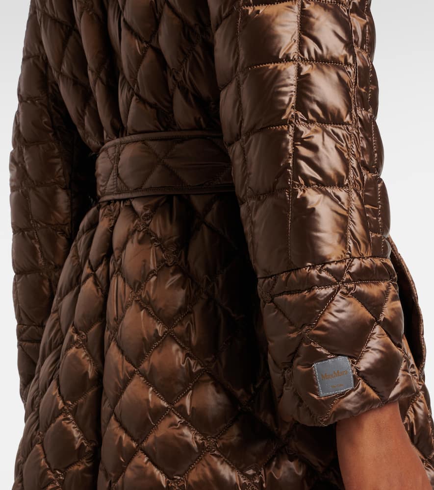 Cube Spaces belted down coat