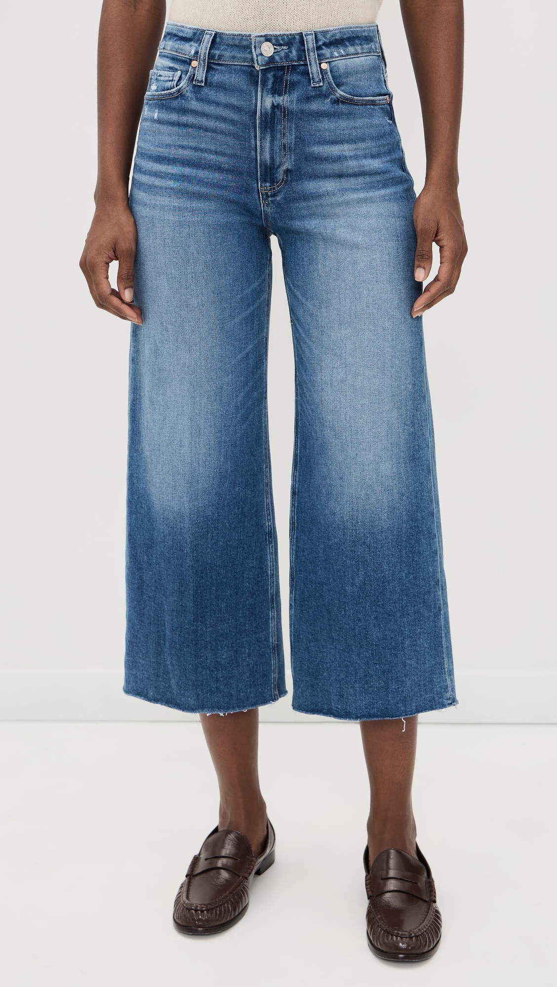 Anessa Rock Show Distressed Jeans Rock Show Distressed