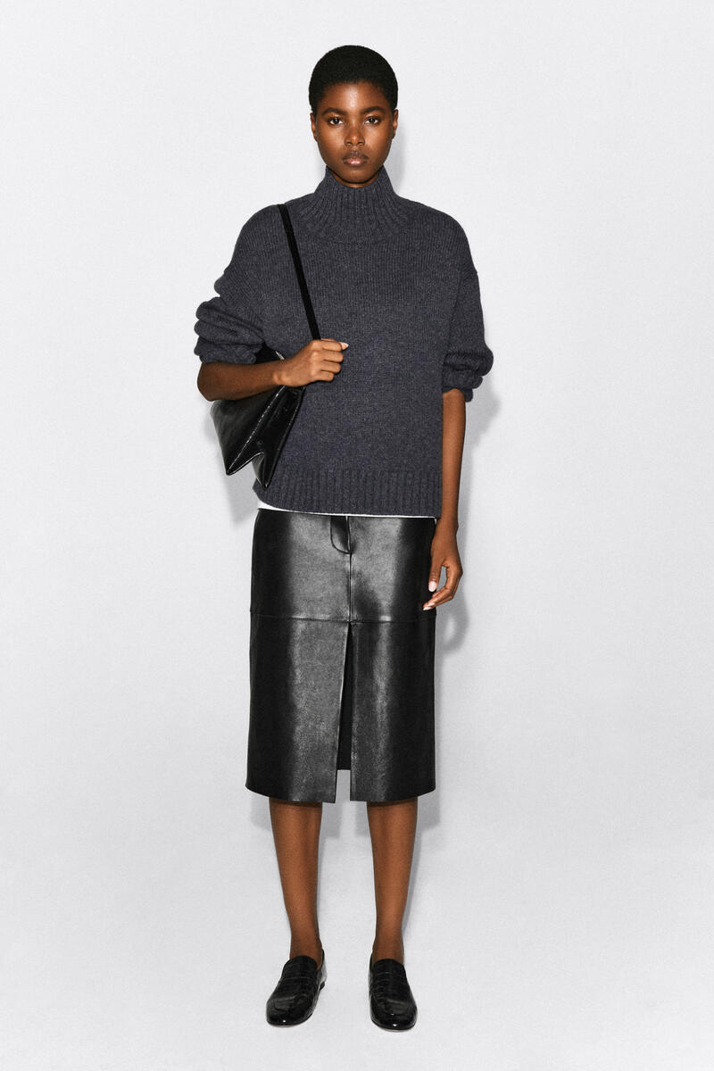 Chunky Cashmere Mock-Neck Sweater