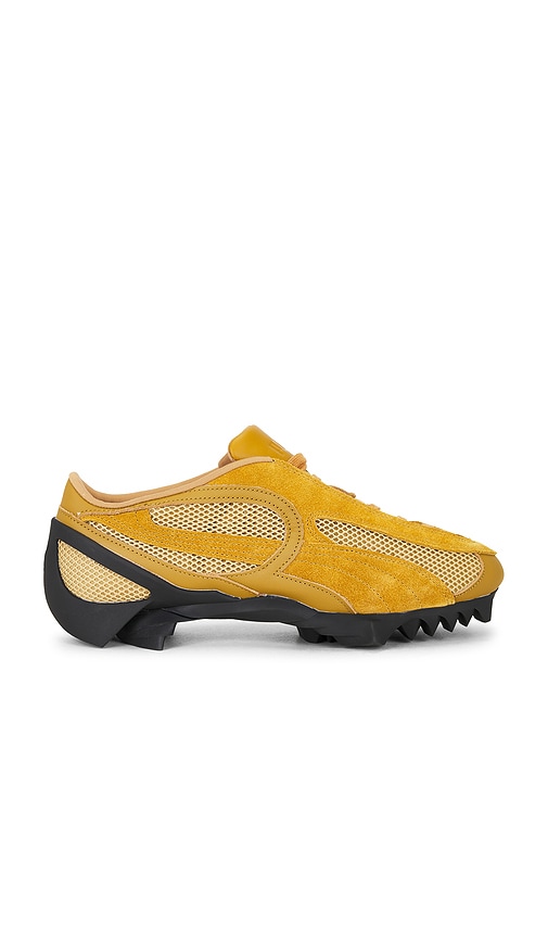 Puma Select Beisser Bleached Sneaker in Brown. M13. Also in M6 / W7.5, M6.5 / W8, M7 / W8.5, M7.5 / W9, M8 / W9.5, M8.5 / W10, M9 / W10.5