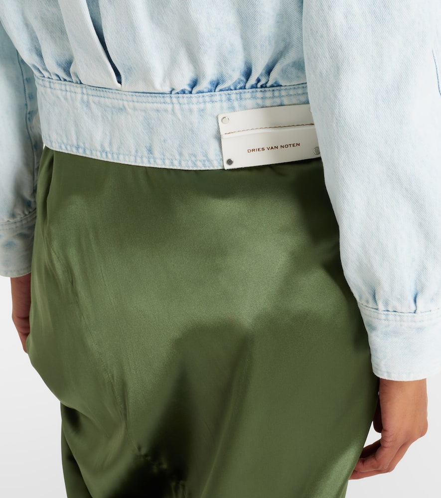 Cropped denim jacket