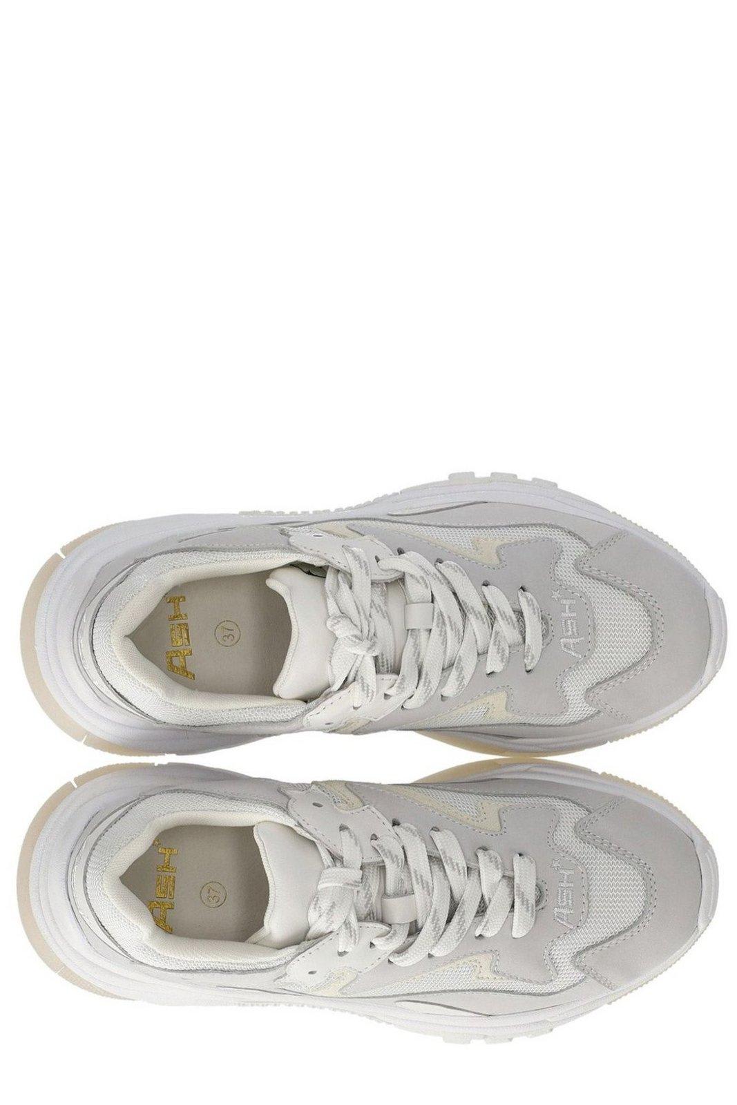 Panelled low-top sneakers - White