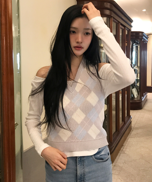Halterneck Argyle Wool Vest
