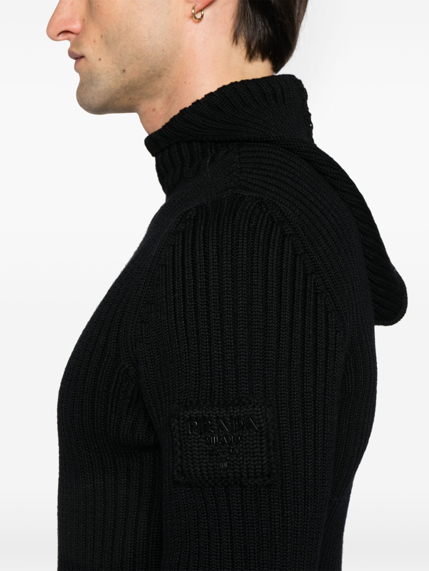 Black ribbed-knit Sweater