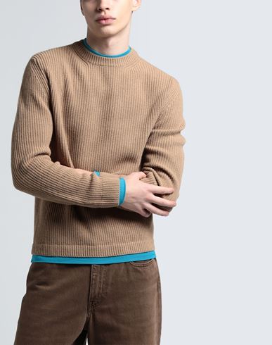 Man Sweater Sand