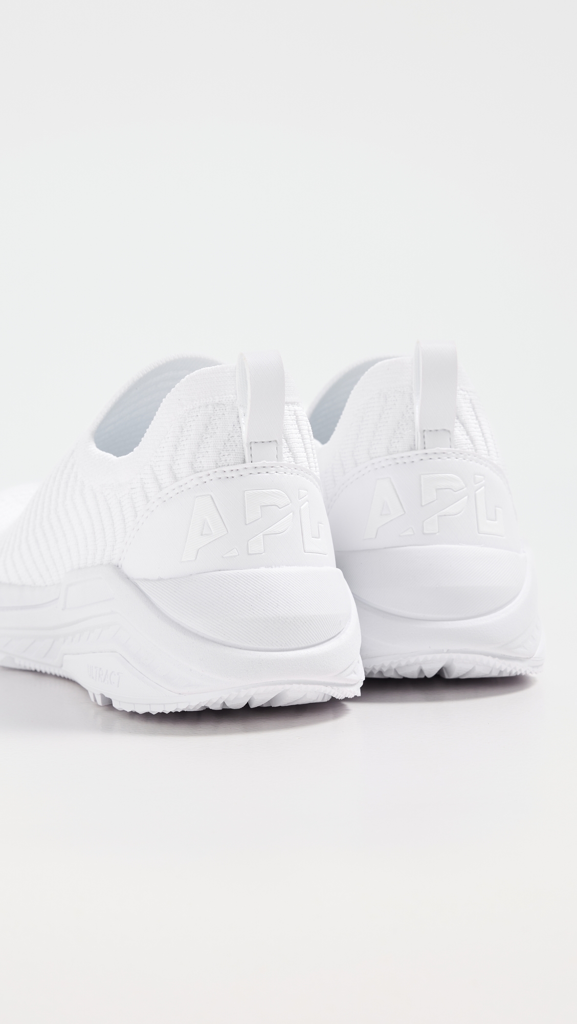 Techloom Traveler Sneakers White