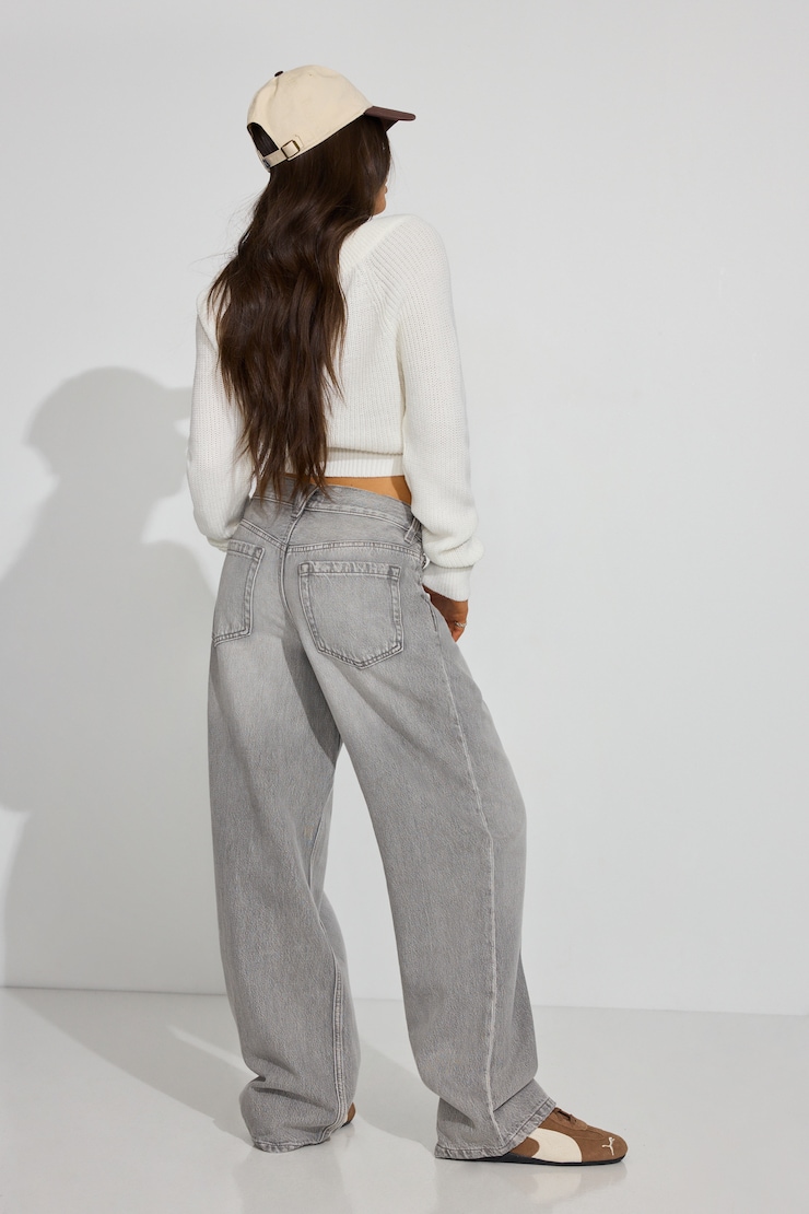 Low Rise Baggy Jeans