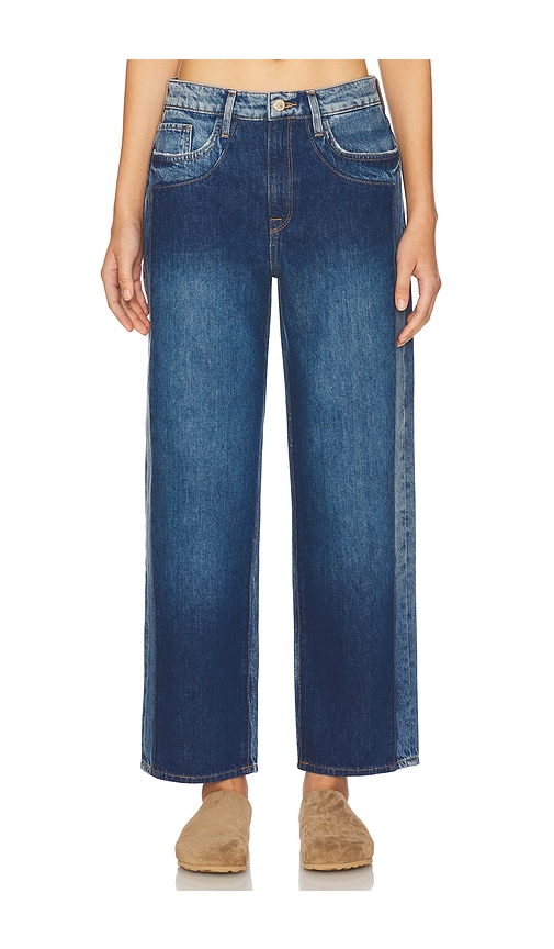 Triarchy Kelly Cropped Mid Rise Straight in Blue. -  32 also in 24, 25, 26, 27, 28, 29