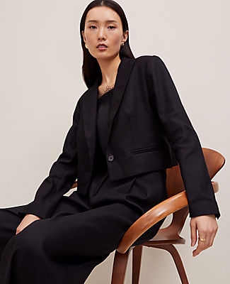 Ann Taylor The Petite Cropped Blazer in Linen Blend