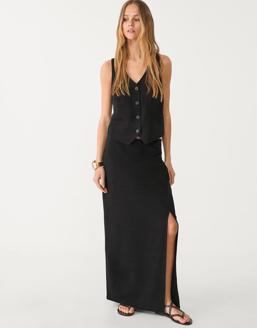Linen split side midi skirt in black