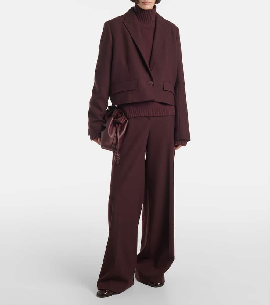 Cropped single-breasted wool jacket