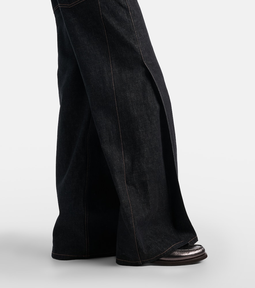 Wide-leg jeans