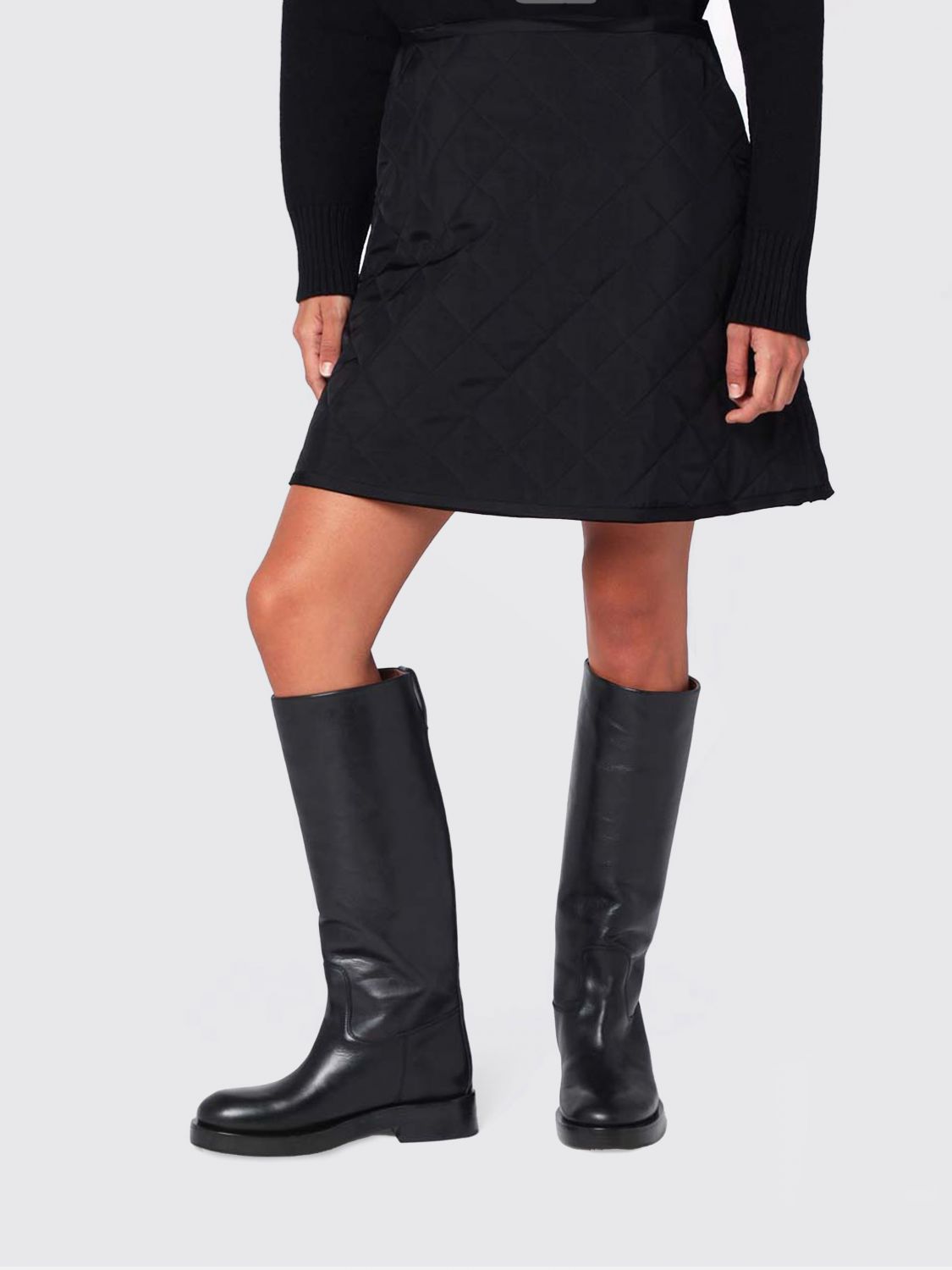 Skirt Woman color Black