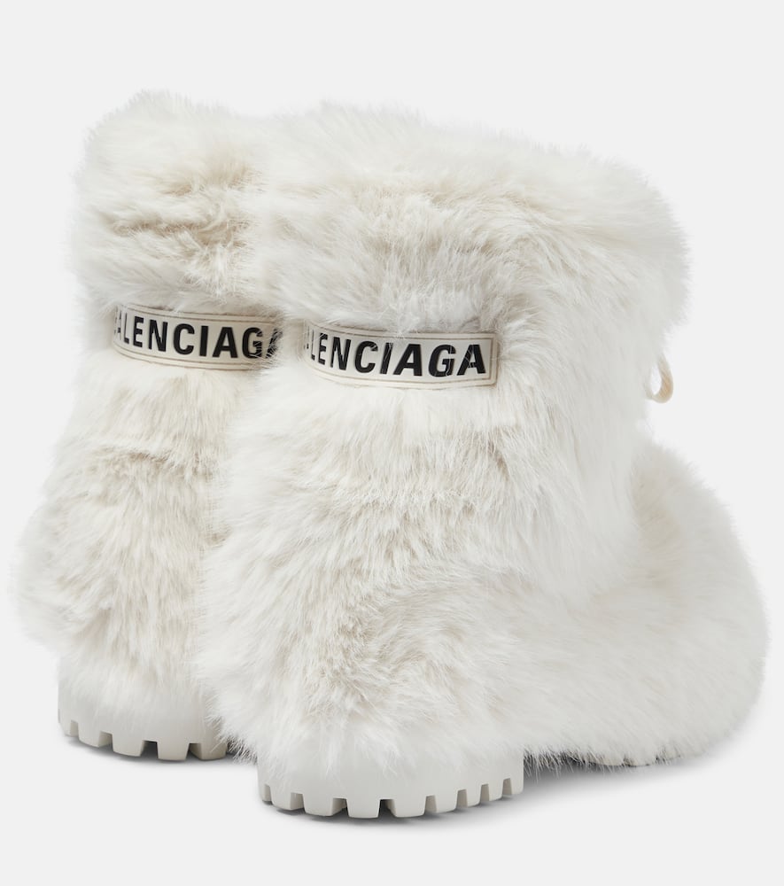 Alaska faux fur snow boots