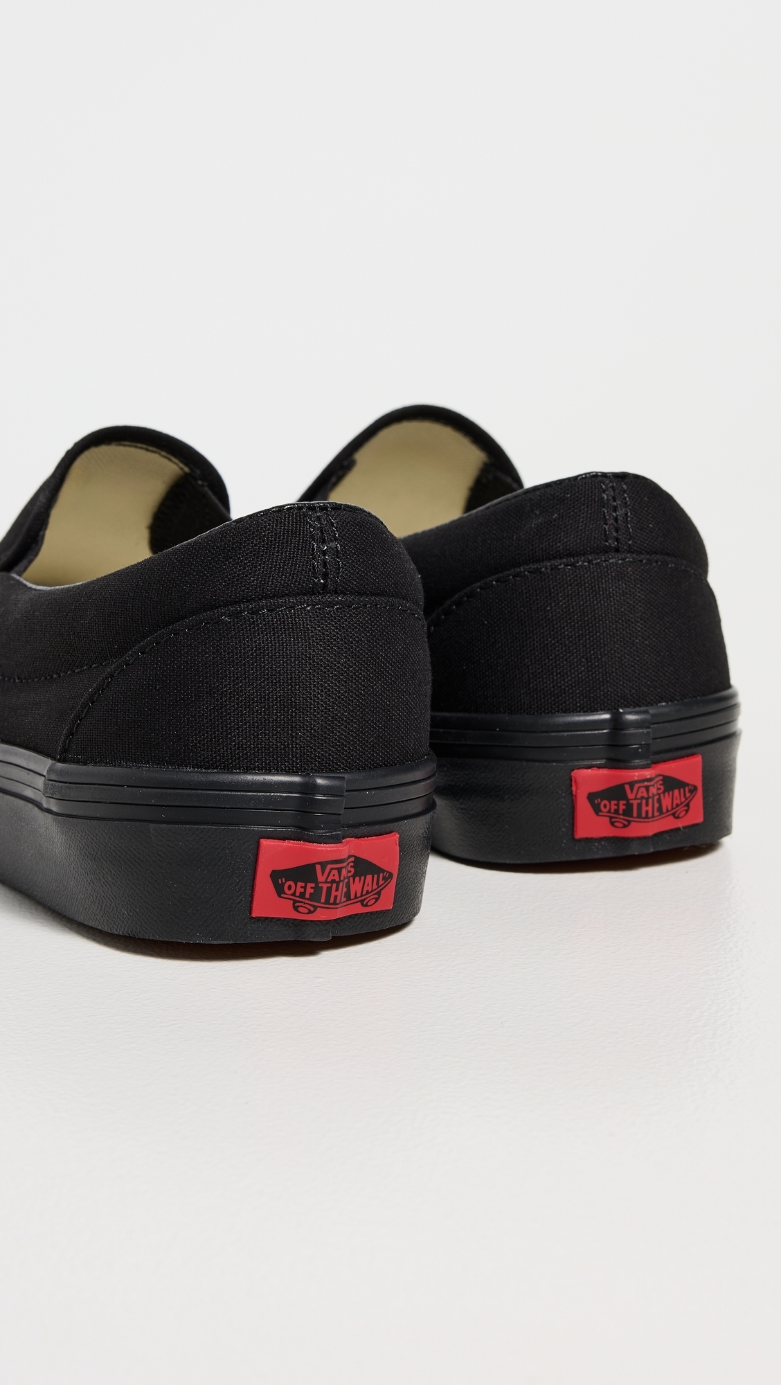 Classic Slip On Unisex Sneakers Black/Black W