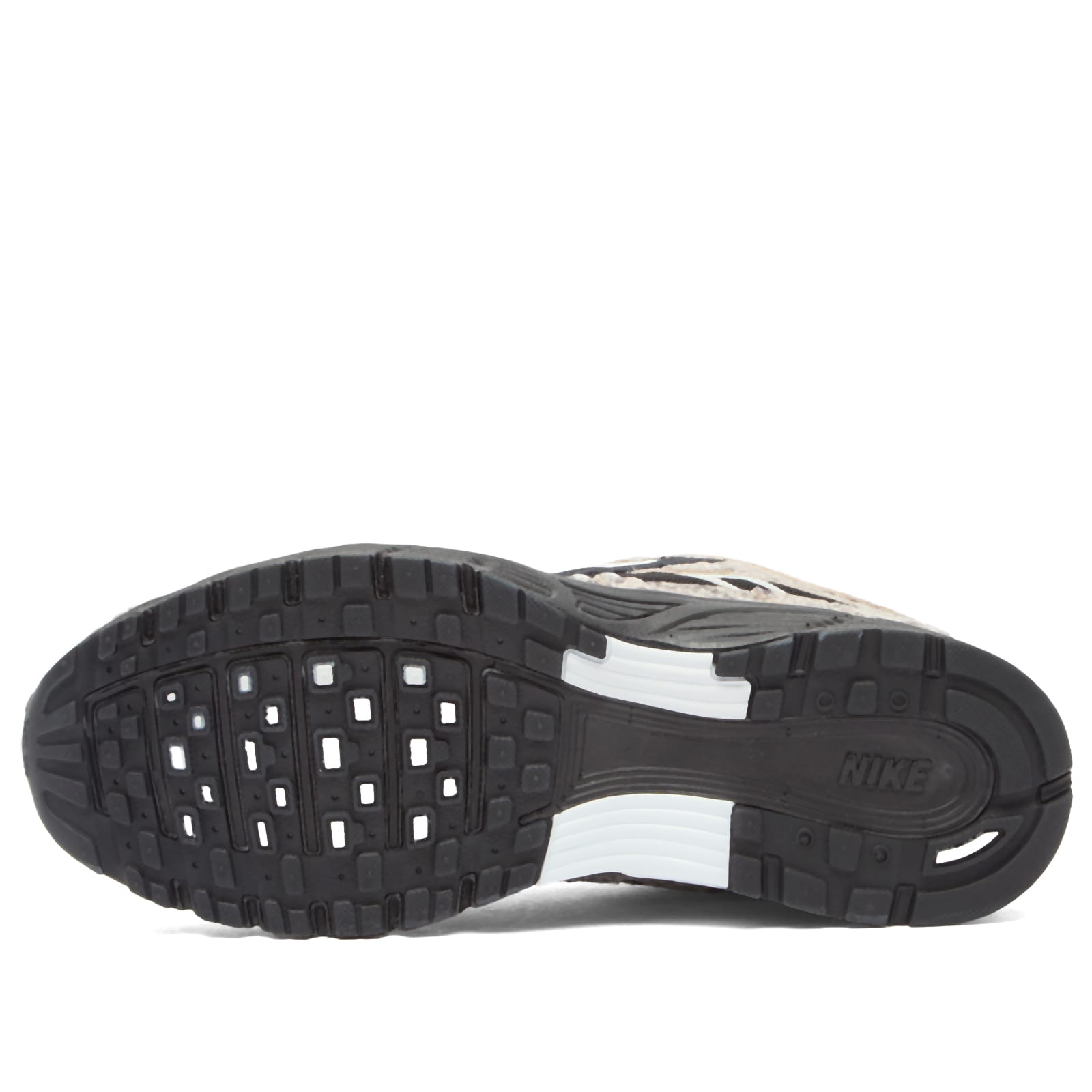 Women's P-6000 Se Sneaker in Summit White/Black-White