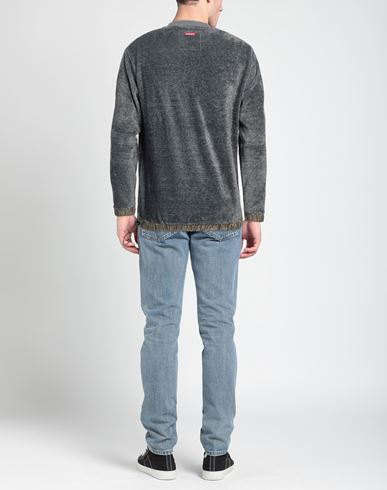 Man Sweatshirt Lead
