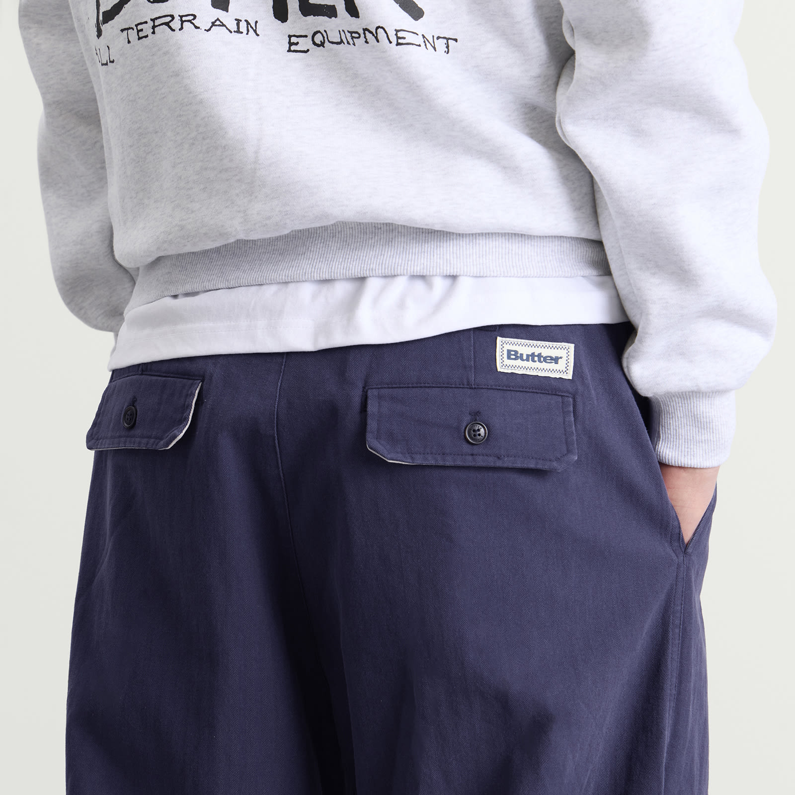 Men's Pleated Trousers in Washed Navy