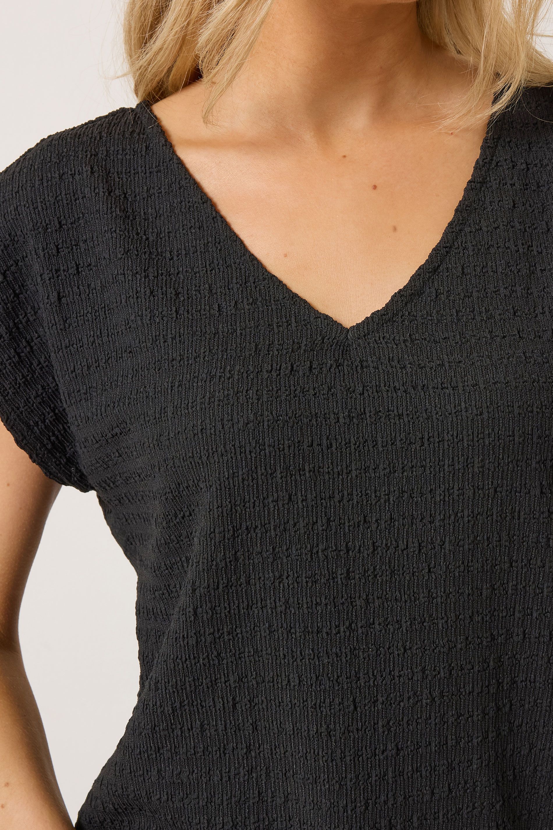 Long Tall Sally Women's Tall Textured Top in Black
