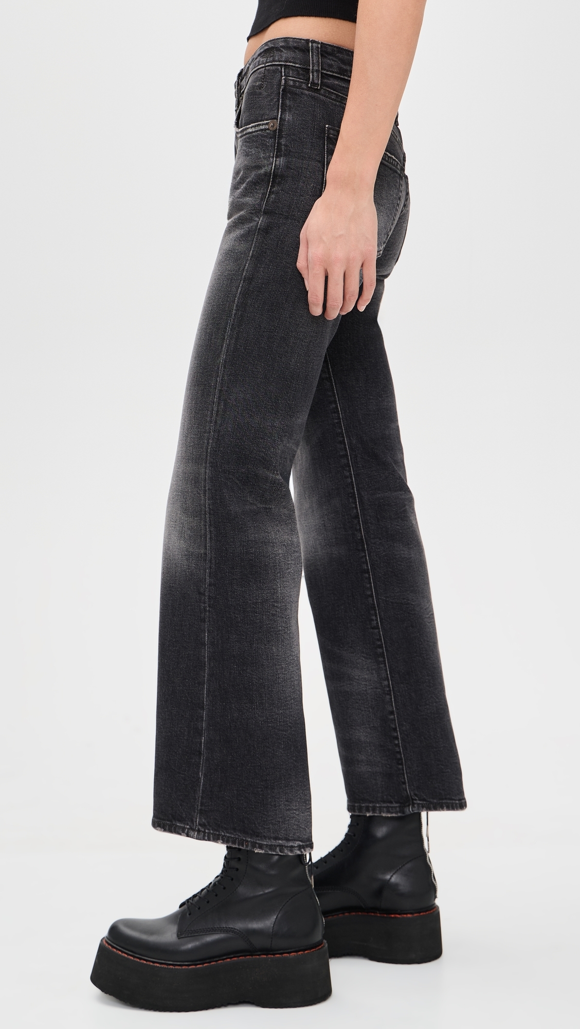 Joan Cropped Flare Jeans Essex Black Stretch