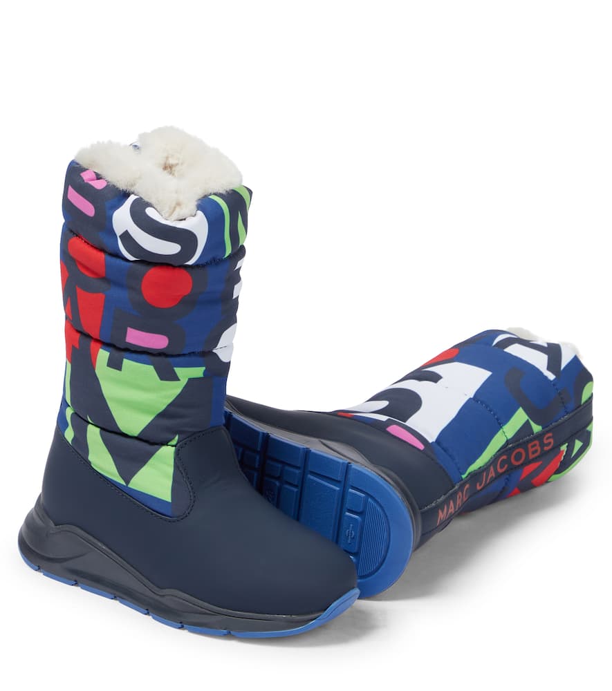 Printed leather snow boots