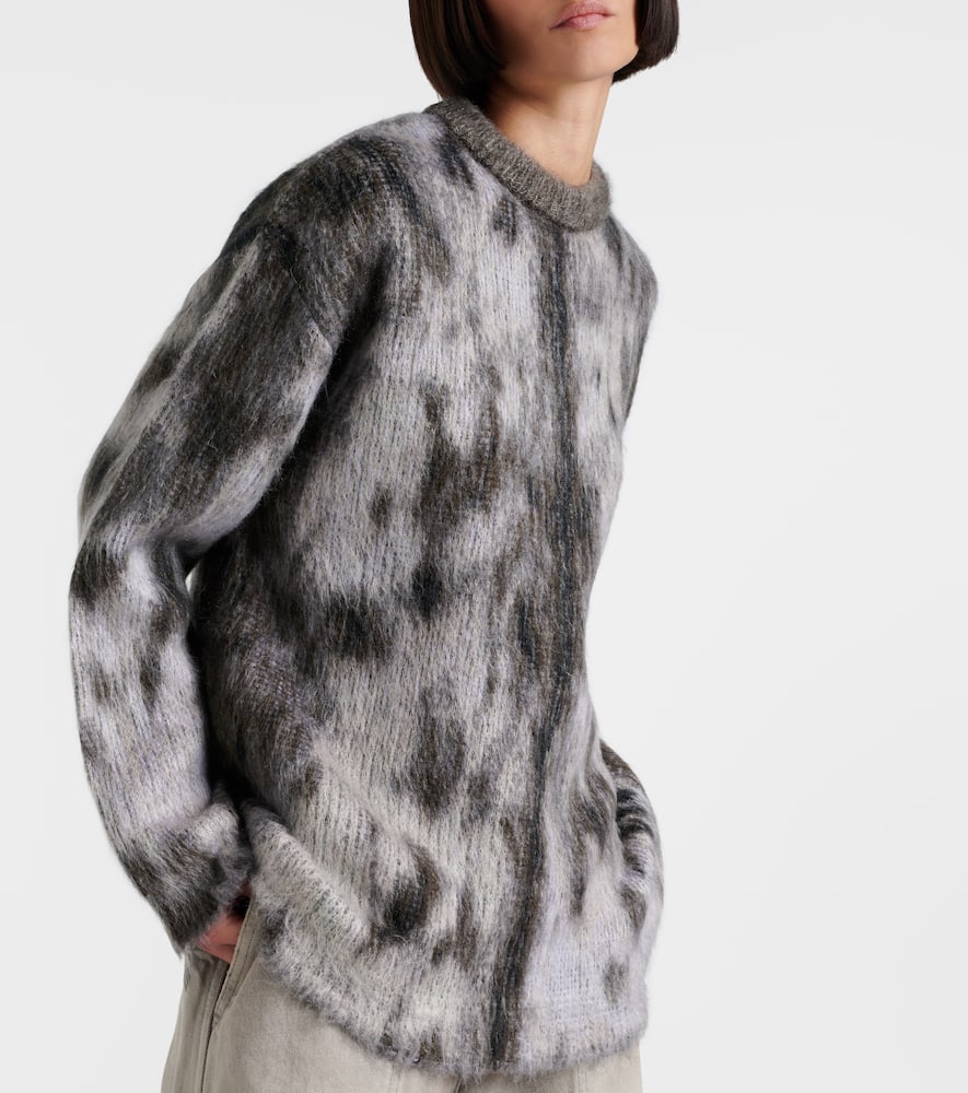 Leopard-print jacquard sweater
