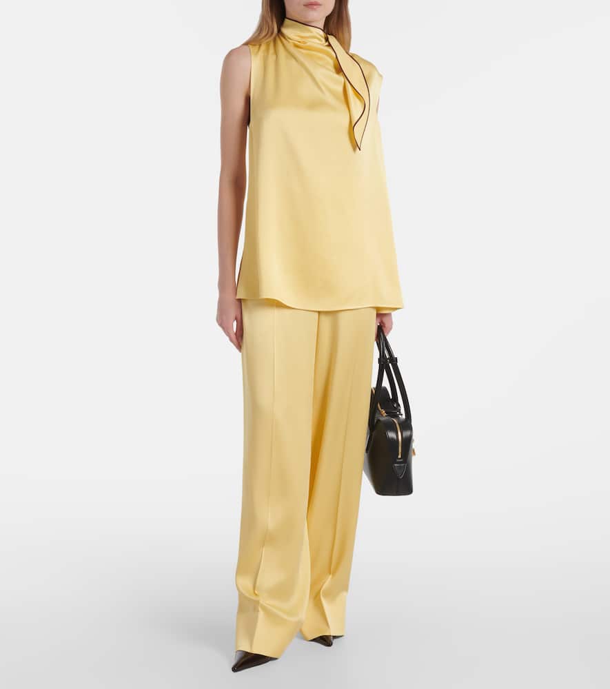 Tie-neck top
