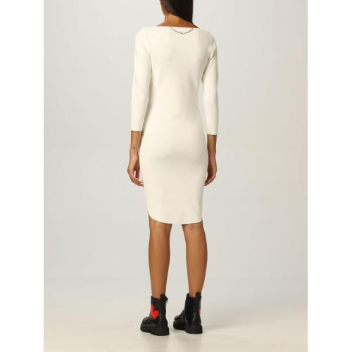 Three quarter-sleeved fitted dress - Black
